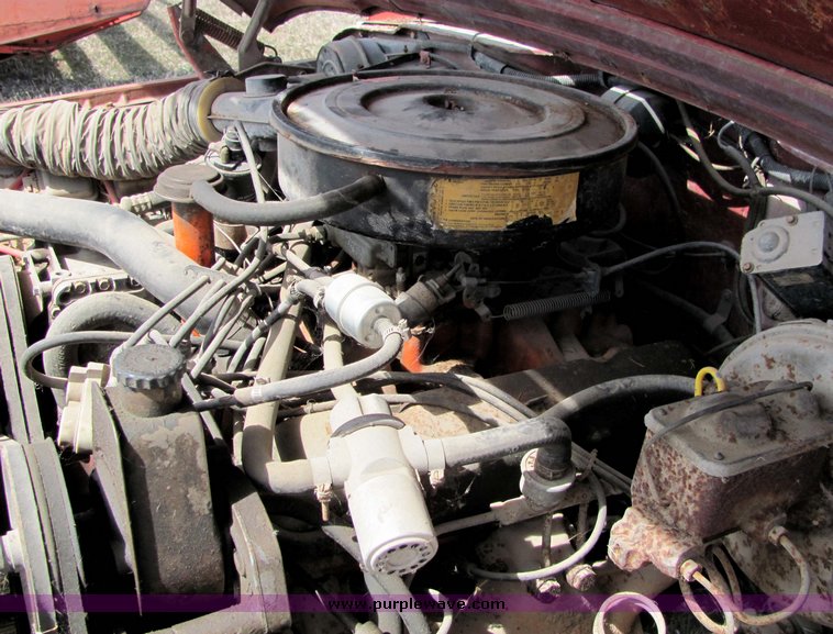 image for item 3106 1977 Jeep Wagoneer