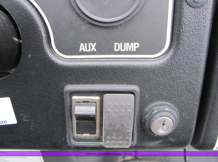 image for item 3318 2007 Land Pride 4410St utility vehicle