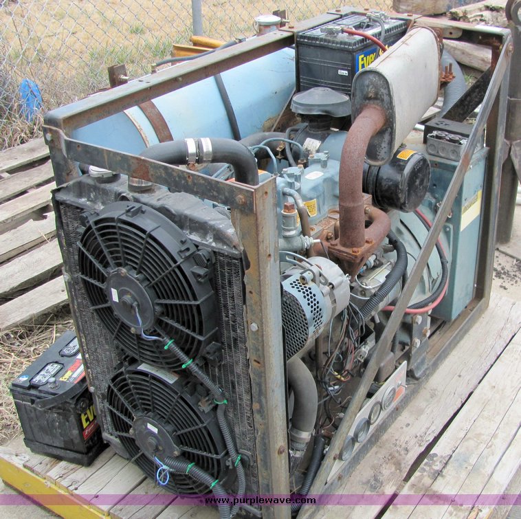 image for item 3332 13,000 watt generator