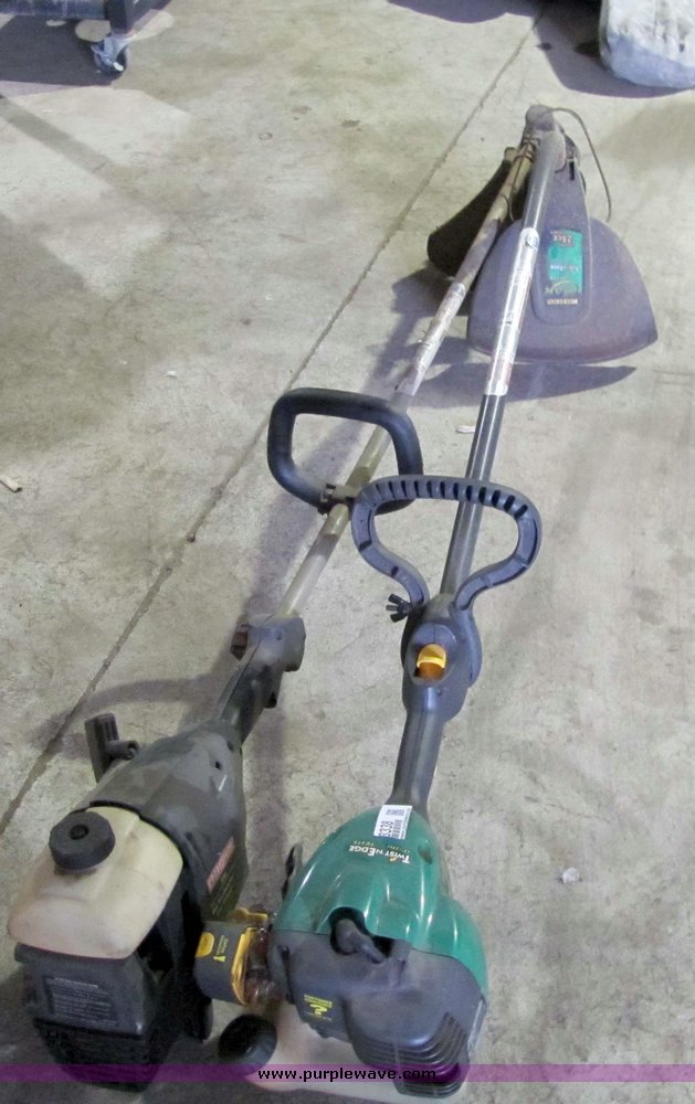 image for item 3338 (2) weed eaters