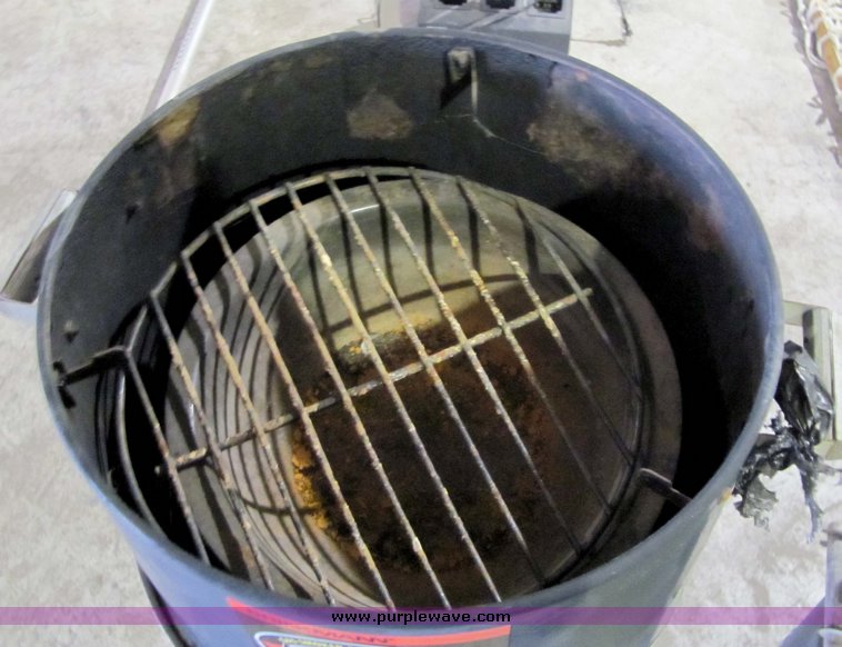 image for item 3340 (3) assorted grills