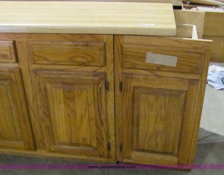image for item 3345 (9) base cabinets