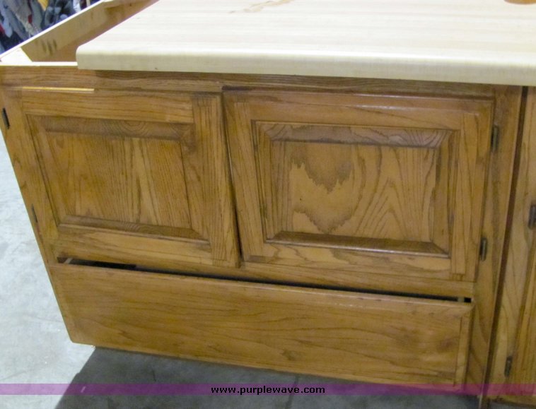 image for item 3345 (9) base cabinets