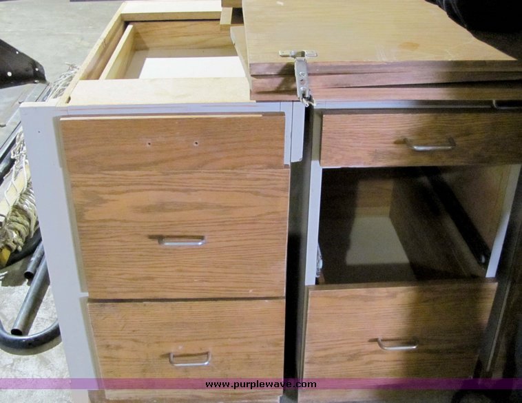 image for item 3345 (9) base cabinets