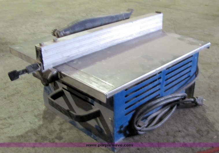 image for item 3352 Tile saw