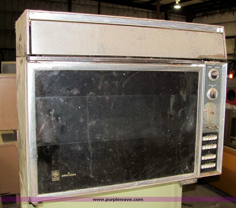 image for item 3354 Crane four ton air conditioner