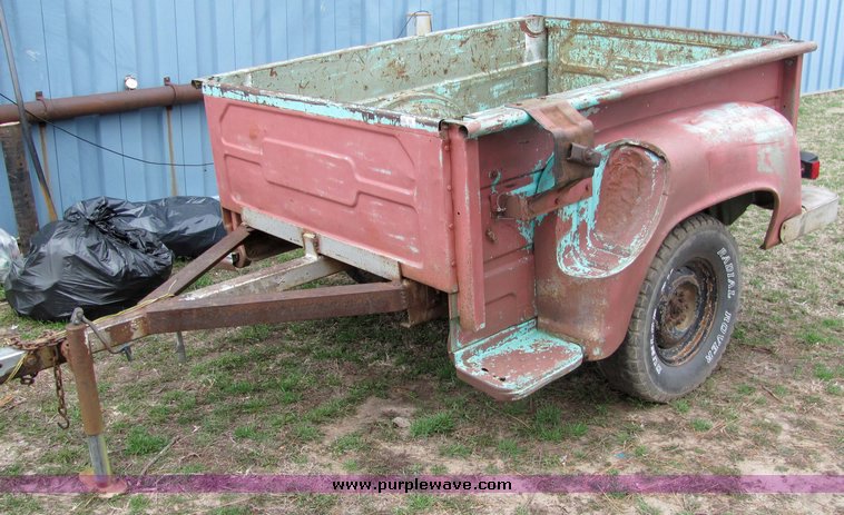 image for item 3358 Truck bed utility trailer