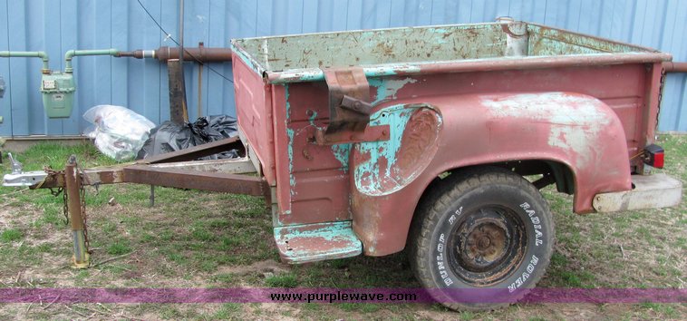 image for item 3358 Truck bed utility trailer