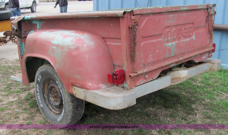 image for item 3358 Truck bed utility trailer