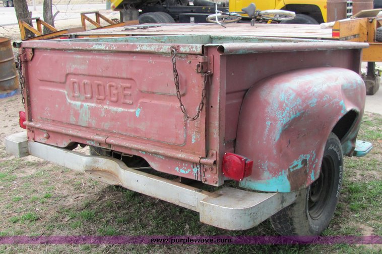 image for item 3358 Truck bed utility trailer