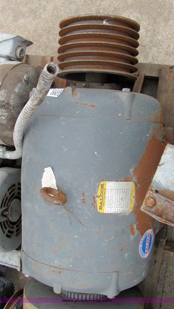 image for item 3360 (8) electric motors