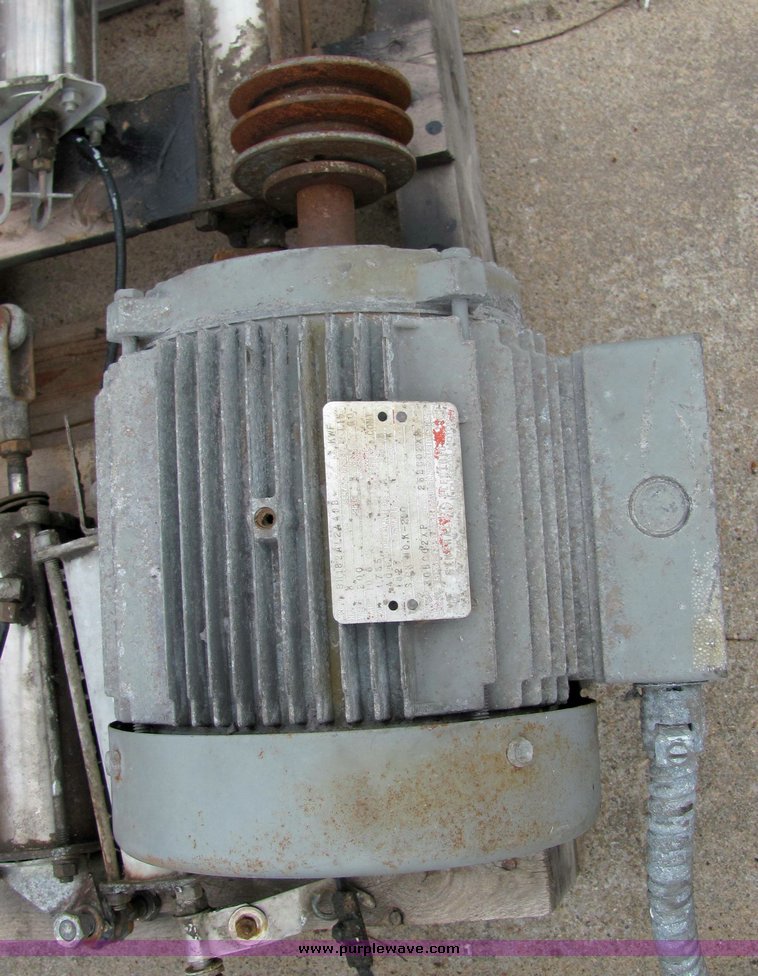 image for item 3360 (8) electric motors