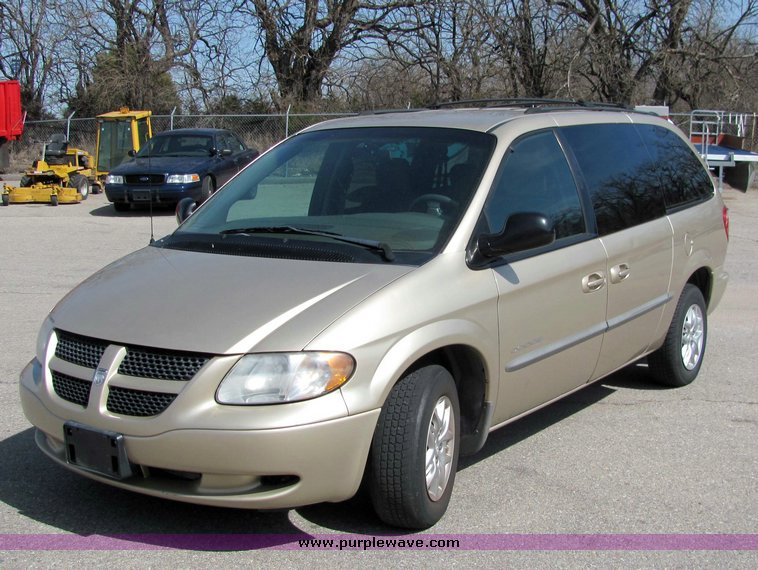 image for item 3386 2001 Dodge Grand Caravan