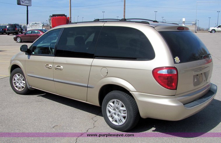 image for item 3386 2001 Dodge Grand Caravan