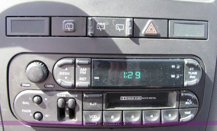 image for item 3386 2001 Dodge Grand Caravan