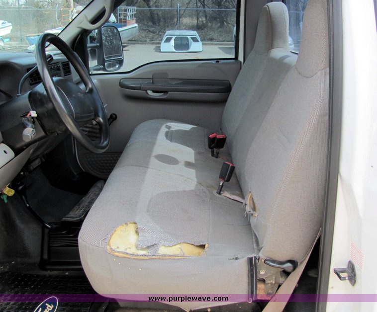 image for item 3392 1999 Ford F-250