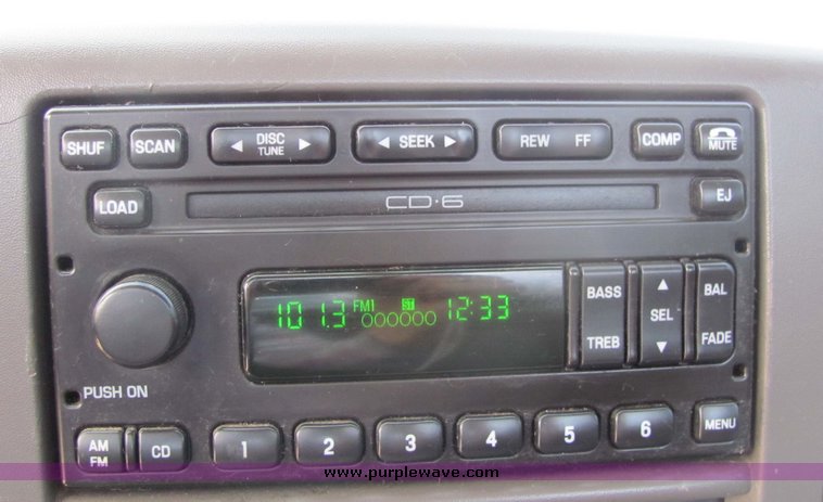 image for item 3392 1999 Ford F-250