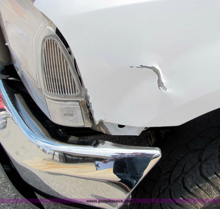 image for item 3392 1999 Ford F-250