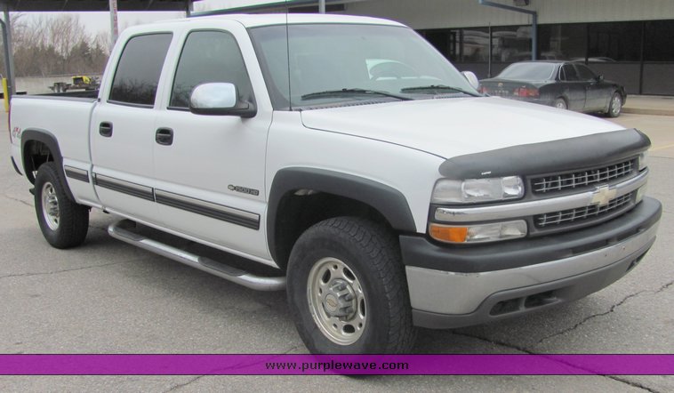 image for item 3507 2002 Chevrolet C1500HD