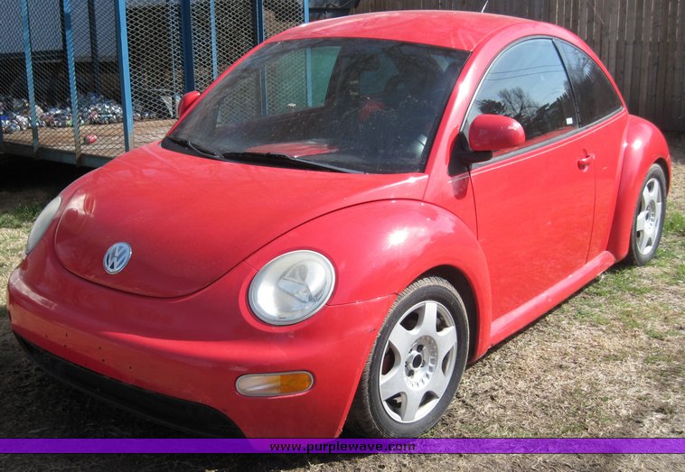 image for item 4590 1998 Volkswagen Beetle