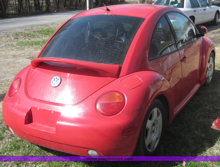 image for item 4590 1998 Volkswagen Beetle