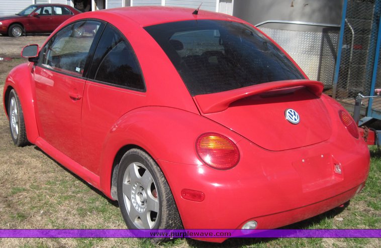 image for item 4590 1998 Volkswagen Beetle