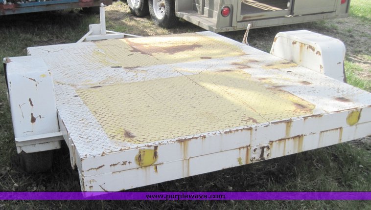 image for item 4593 Tilting bed trailer