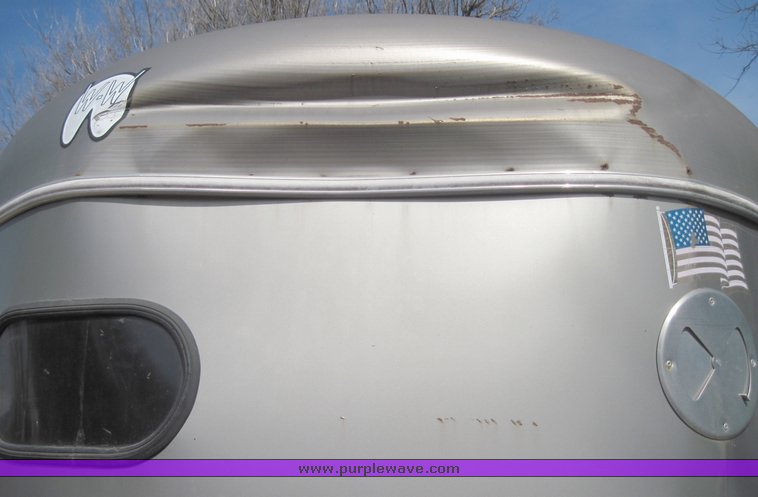 image for item 4596 2003 WW/Witzco stock trailer