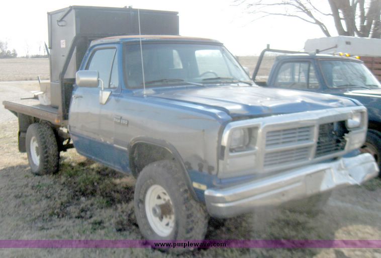 image for item 5513 1993 Dodge Ram W-250 pickup