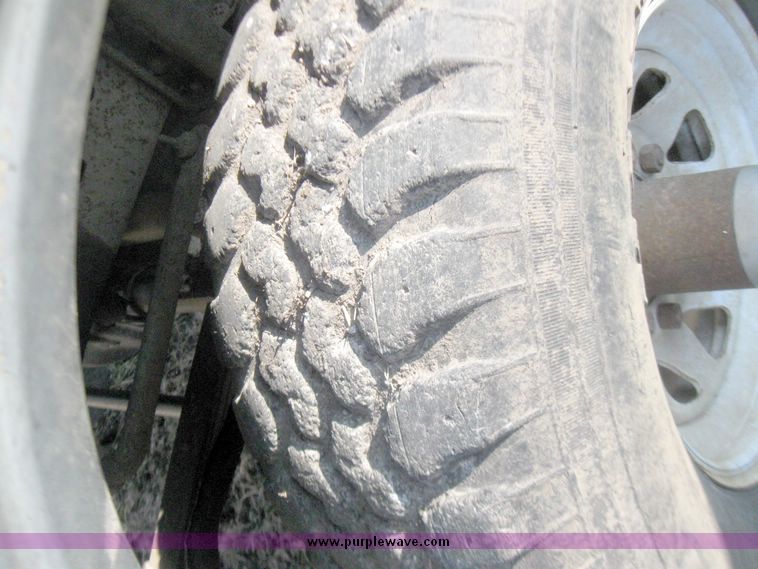 image for item 5513 1993 Dodge Ram W-250 pickup