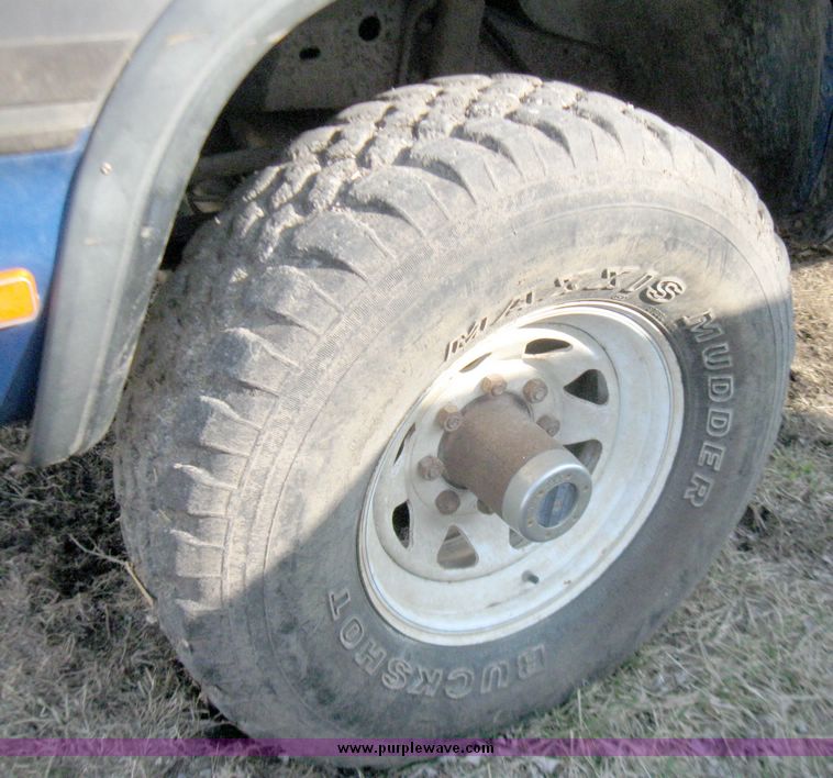 image for item 5513 1993 Dodge Ram W-250 pickup