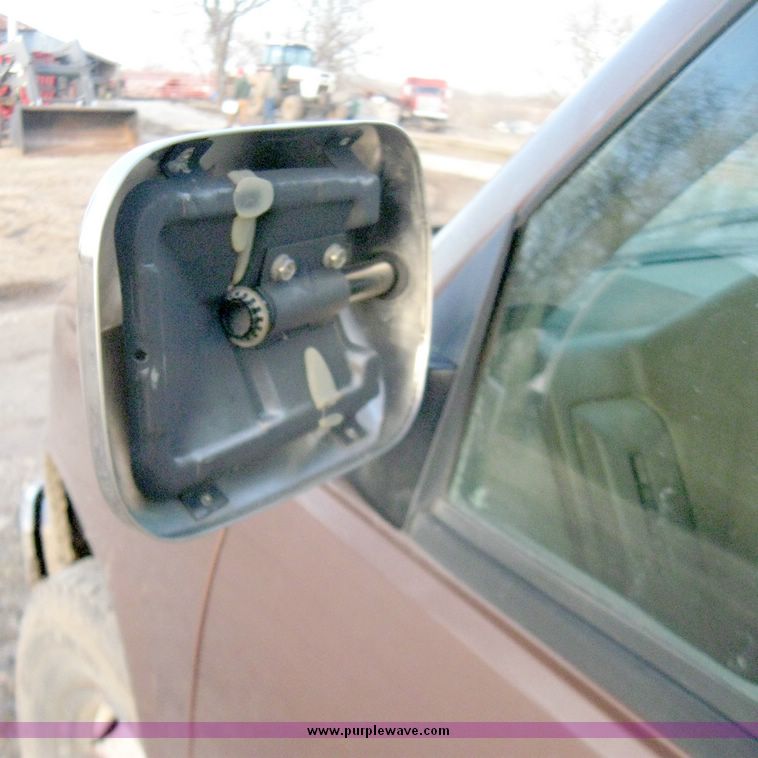 image for item 5528 1994 Chevrolet 3500 pickup truck