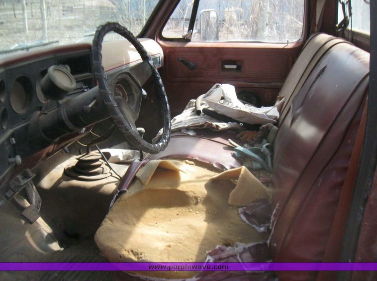 image for item 5567 1978 Chevrolet Custom Deluxe 20 pickup truck