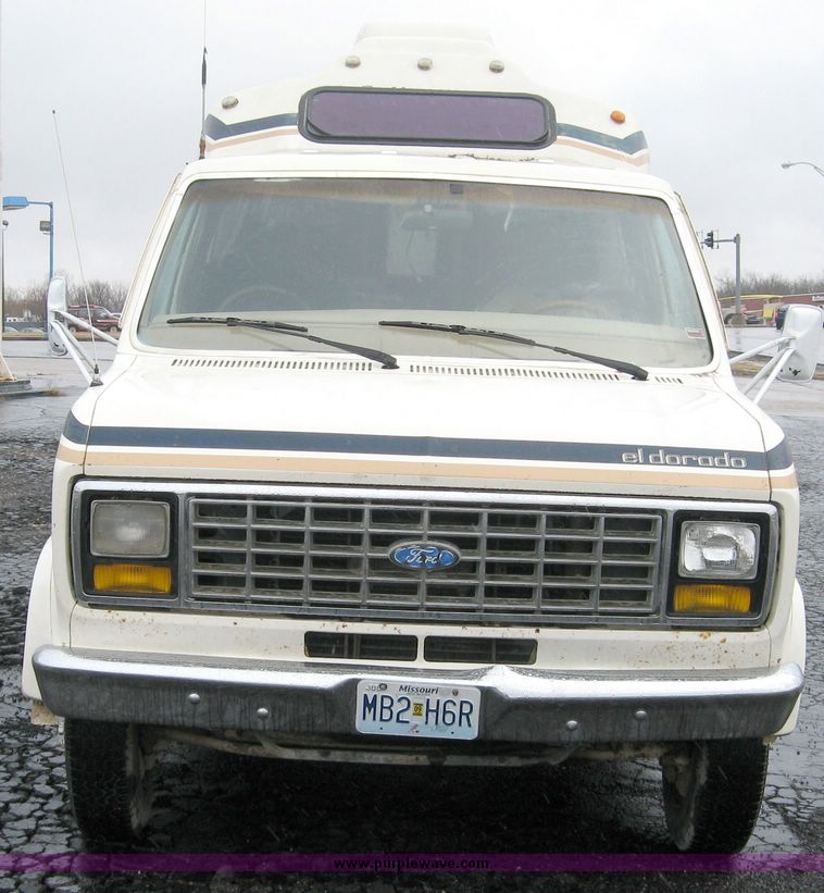image for item 5585 1983 Ford E350 camper