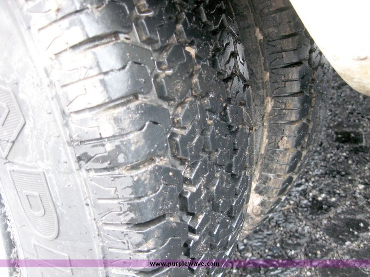 image for item 5585 1983 Ford E350 camper