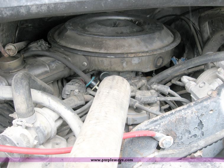 image for item 5585 1983 Ford E350 camper