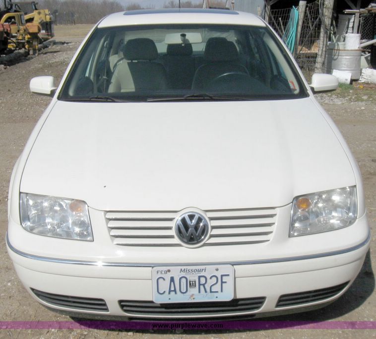 image for item 5636 2004 Volkswagen Jetta GLS TDI