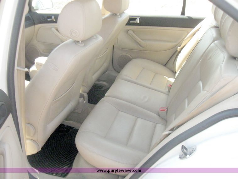 image for item 5636 2004 Volkswagen Jetta GLS TDI