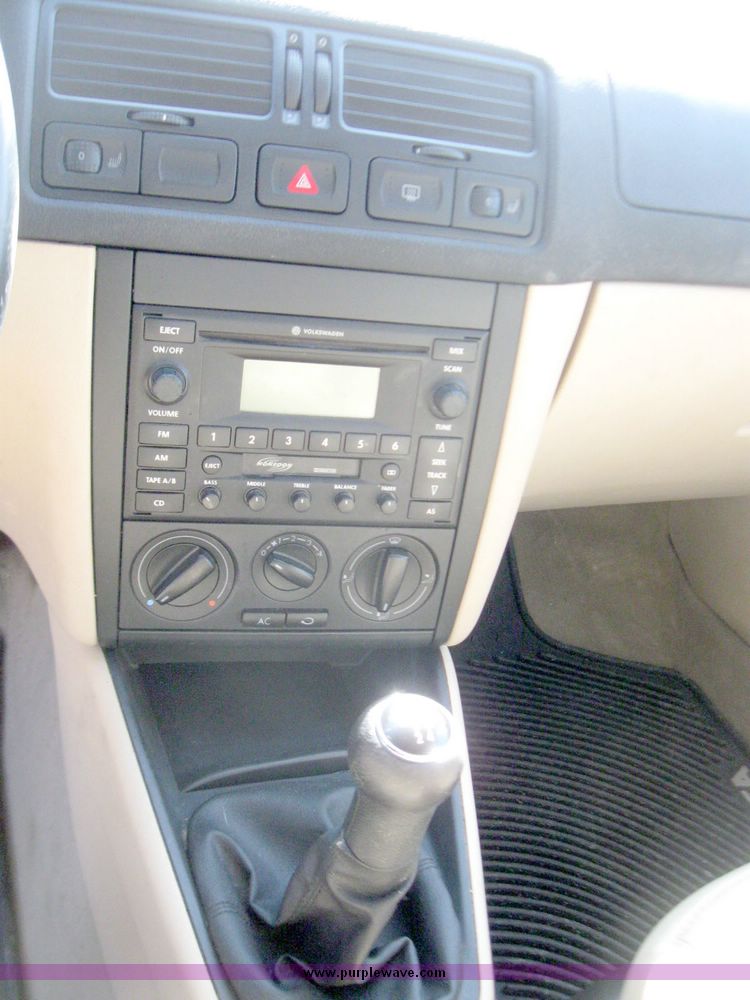 image for item 5636 2004 Volkswagen Jetta GLS TDI