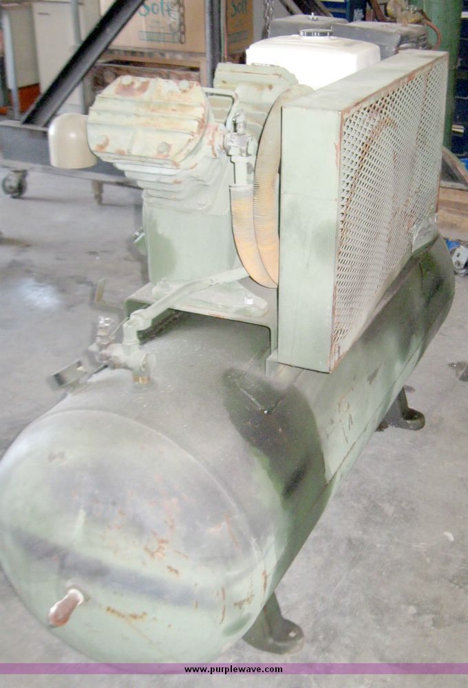 image for item 5637 Buckney air compressor