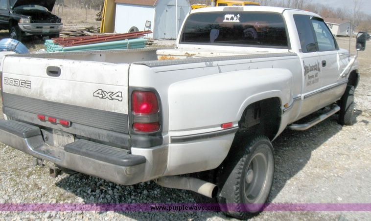 image for item 5700 1997 Dodge 3500 Laramie SLT extended cab pickup