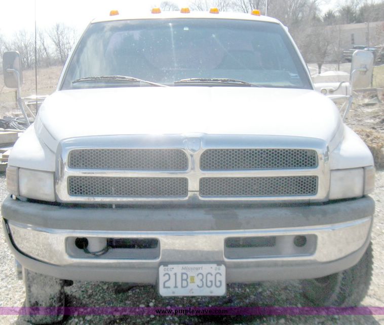 image for item 5700 1997 Dodge 3500 Laramie SLT extended cab pickup