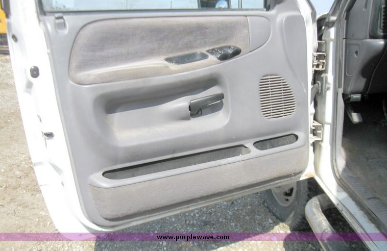 image for item 5700 1997 Dodge 3500 Laramie SLT extended cab pickup