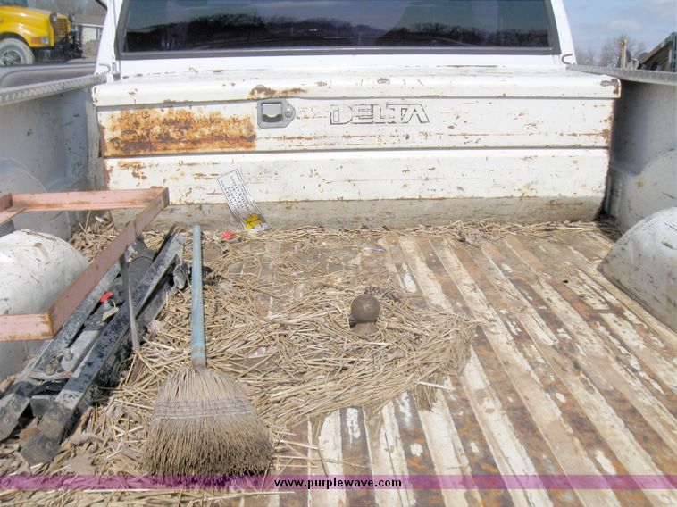 image for item 5700 1997 Dodge 3500 Laramie SLT extended cab pickup