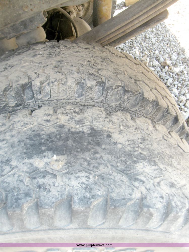 image for item 5700 1997 Dodge 3500 Laramie SLT extended cab pickup