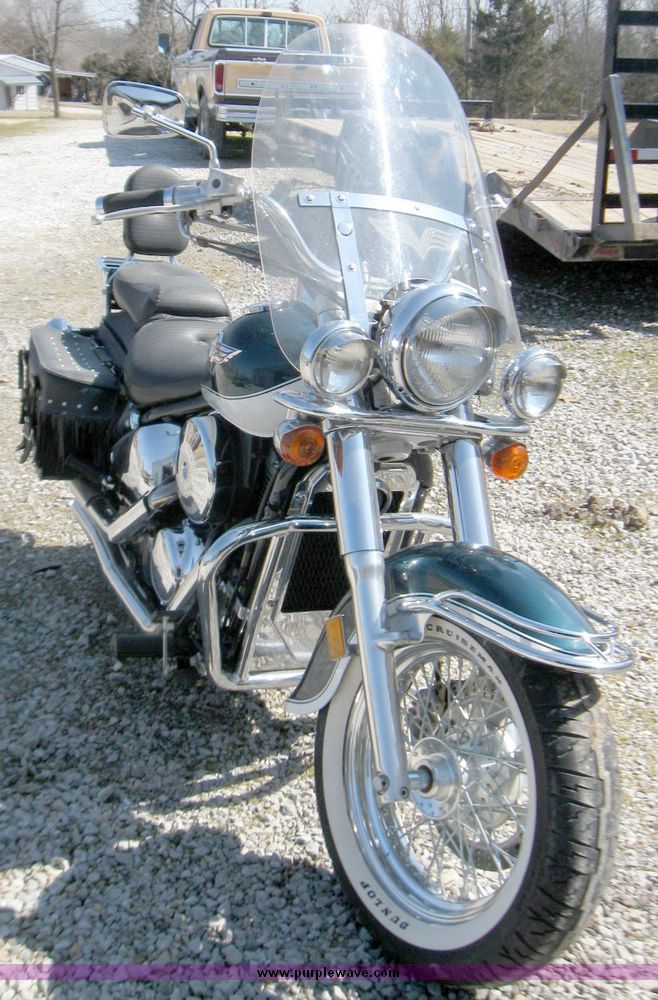 image for item 5704 1998 Kawasaki Vulcan VN800-B Classic motorcycle