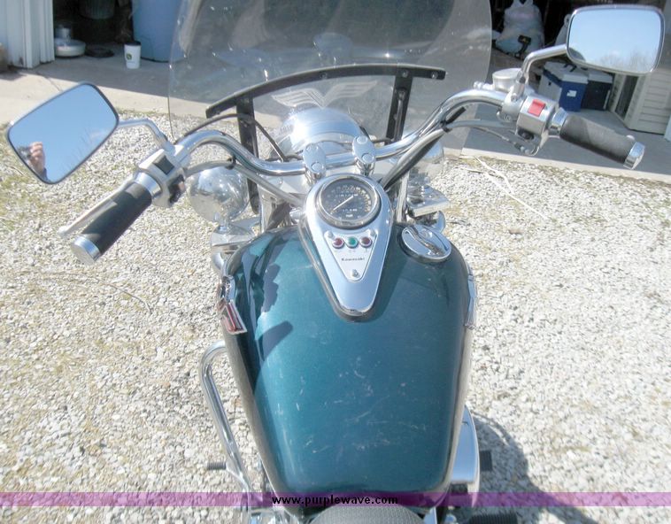 image for item 5704 1998 Kawasaki Vulcan VN800-B Classic motorcycle