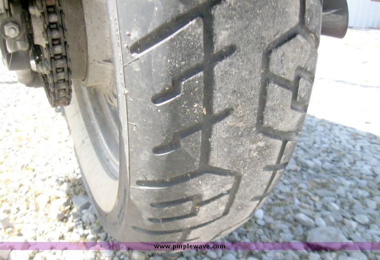 image for item 5704 1998 Kawasaki Vulcan VN800-B Classic motorcycle