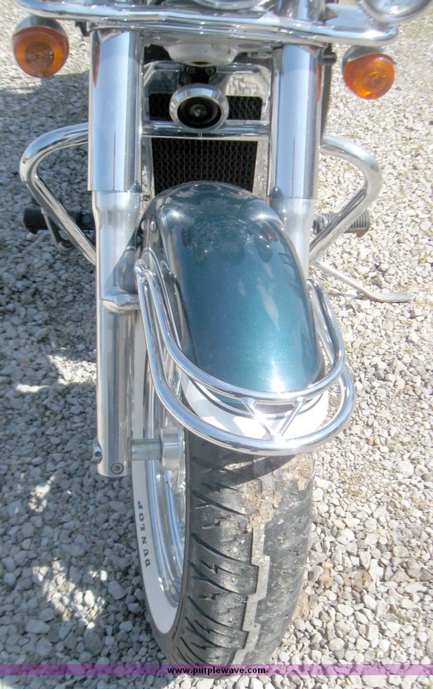 image for item 5704 1998 Kawasaki Vulcan VN800-B Classic motorcycle