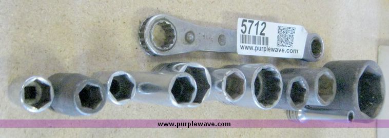 image for item 5712 Assorted Snap-On sockets